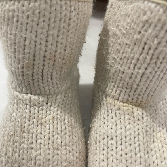 Ugg baby booties - Picture 3 of 6